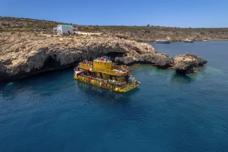 Dolphin submarine cruises protaras